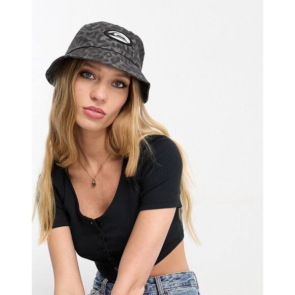 Quiksilver Leopard Print Bucket Hat in Black - Picture 1 of 1